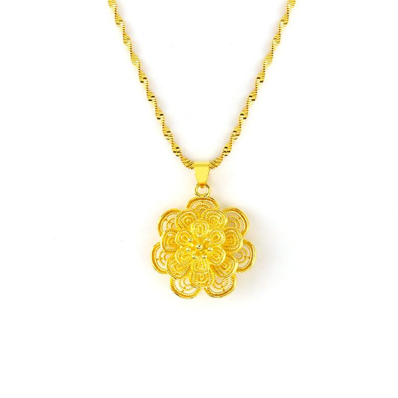 Vintage Flower Pendant Necklace