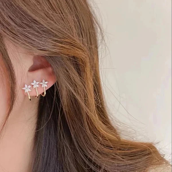 One ear hole with three effect flower earrings